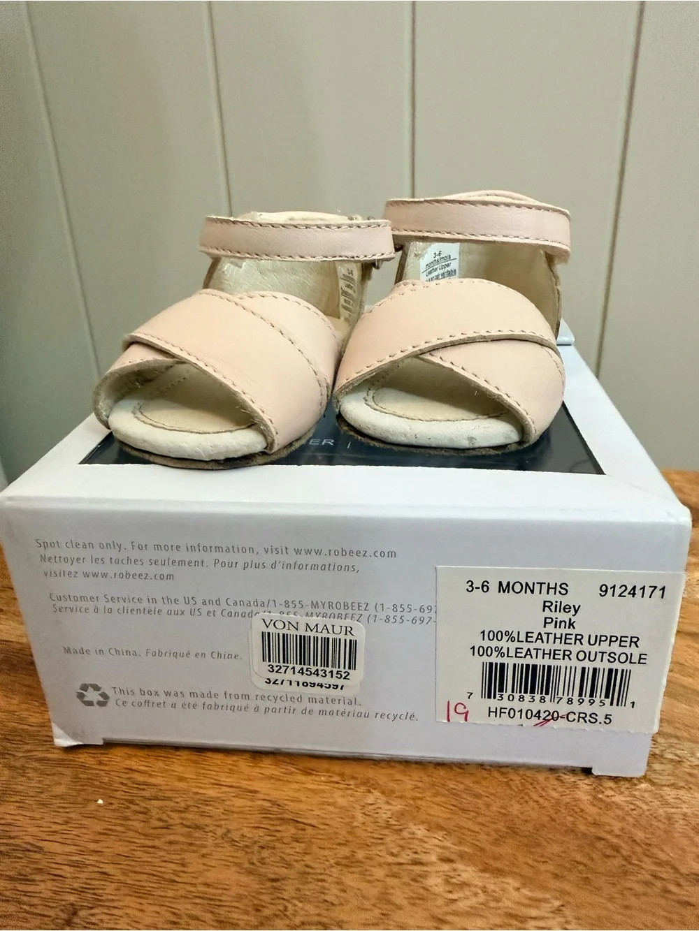 Robeez First Kicks Baby Sandals in Pale Pink